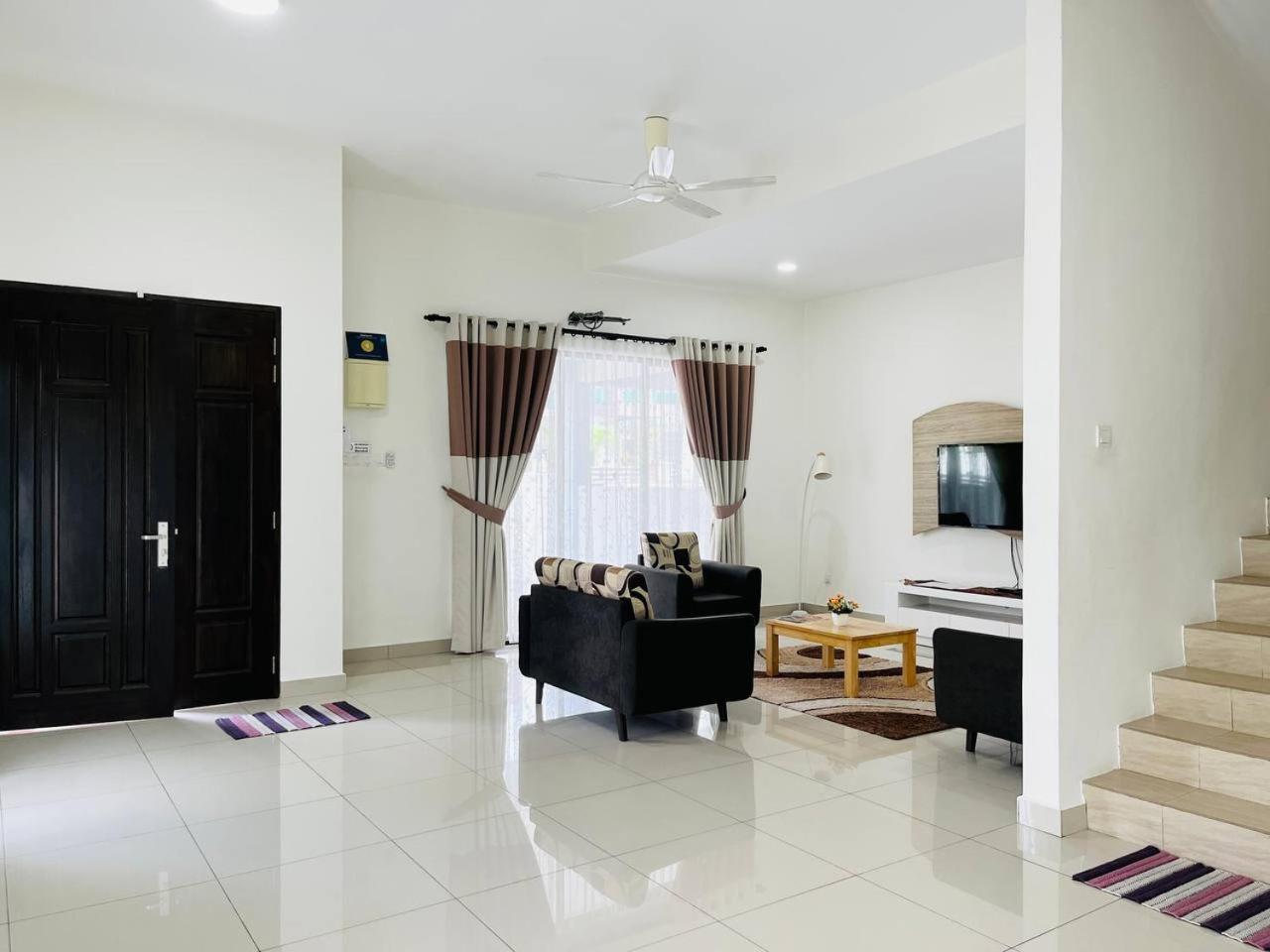 Sofea Mutiara Homestay איפוה מראה חיצוני תמונה