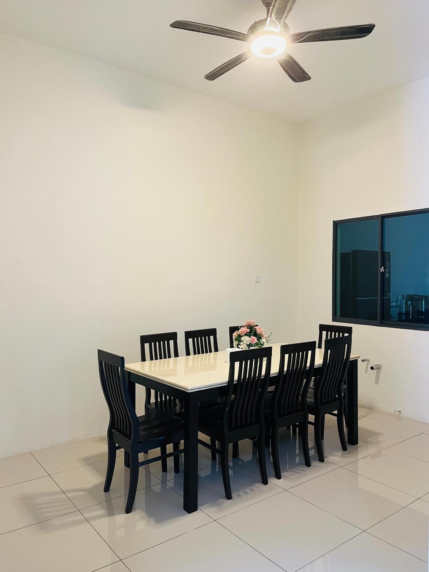 Sofea Mutiara Homestay איפוה מראה חיצוני תמונה
